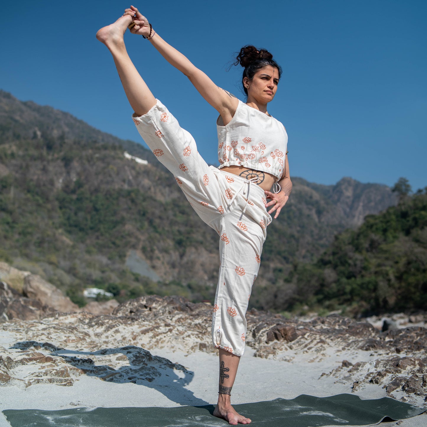 Ananda Matching Set - Women's Cotton Yoga Matching Set - Hand Block Printed