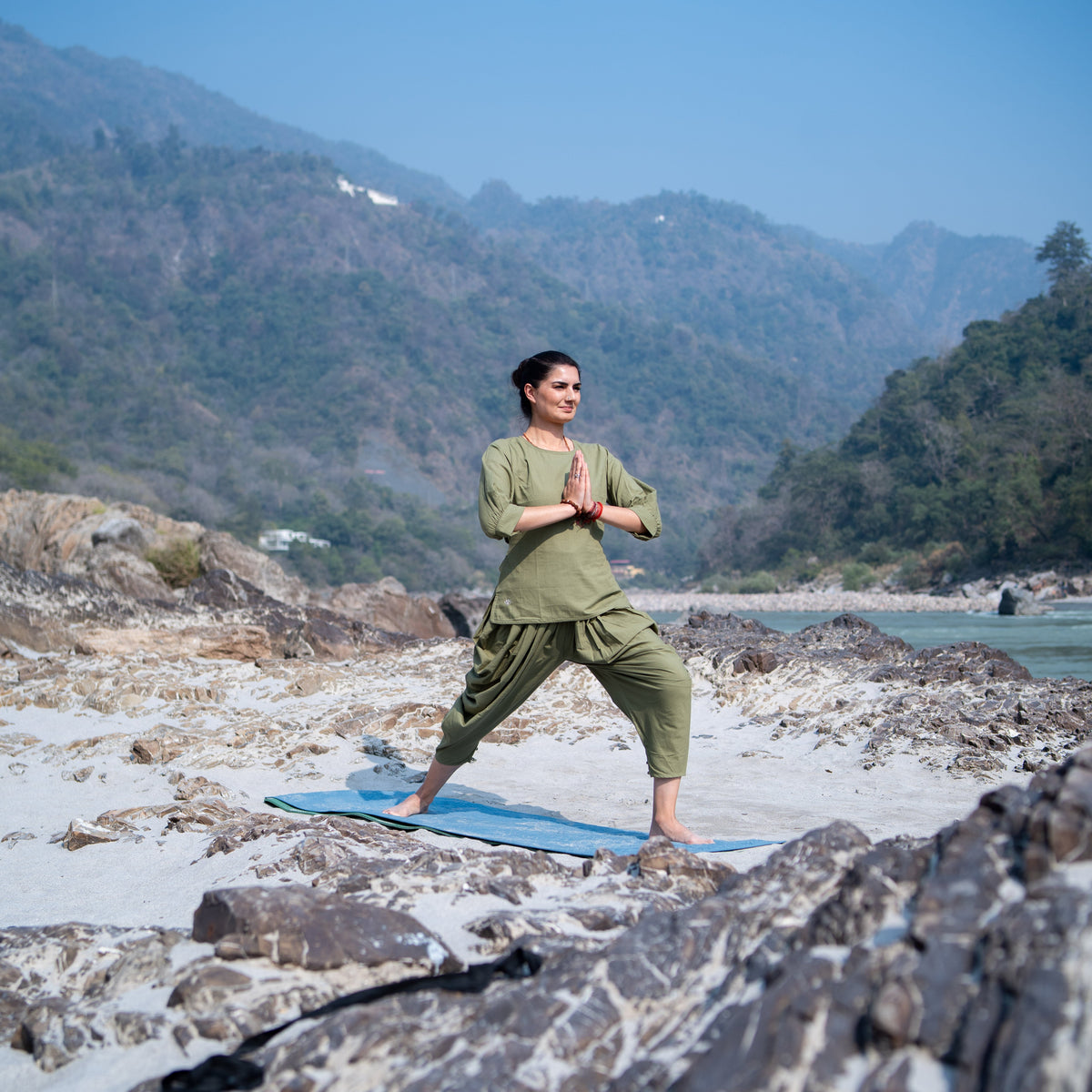 Buddhi Matching Set - Women's Yoga Matching Set - Green — view 4