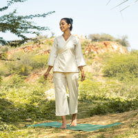 Women Cotton Yoga Pants and Yoga Top Set White -Dharma |AKISO