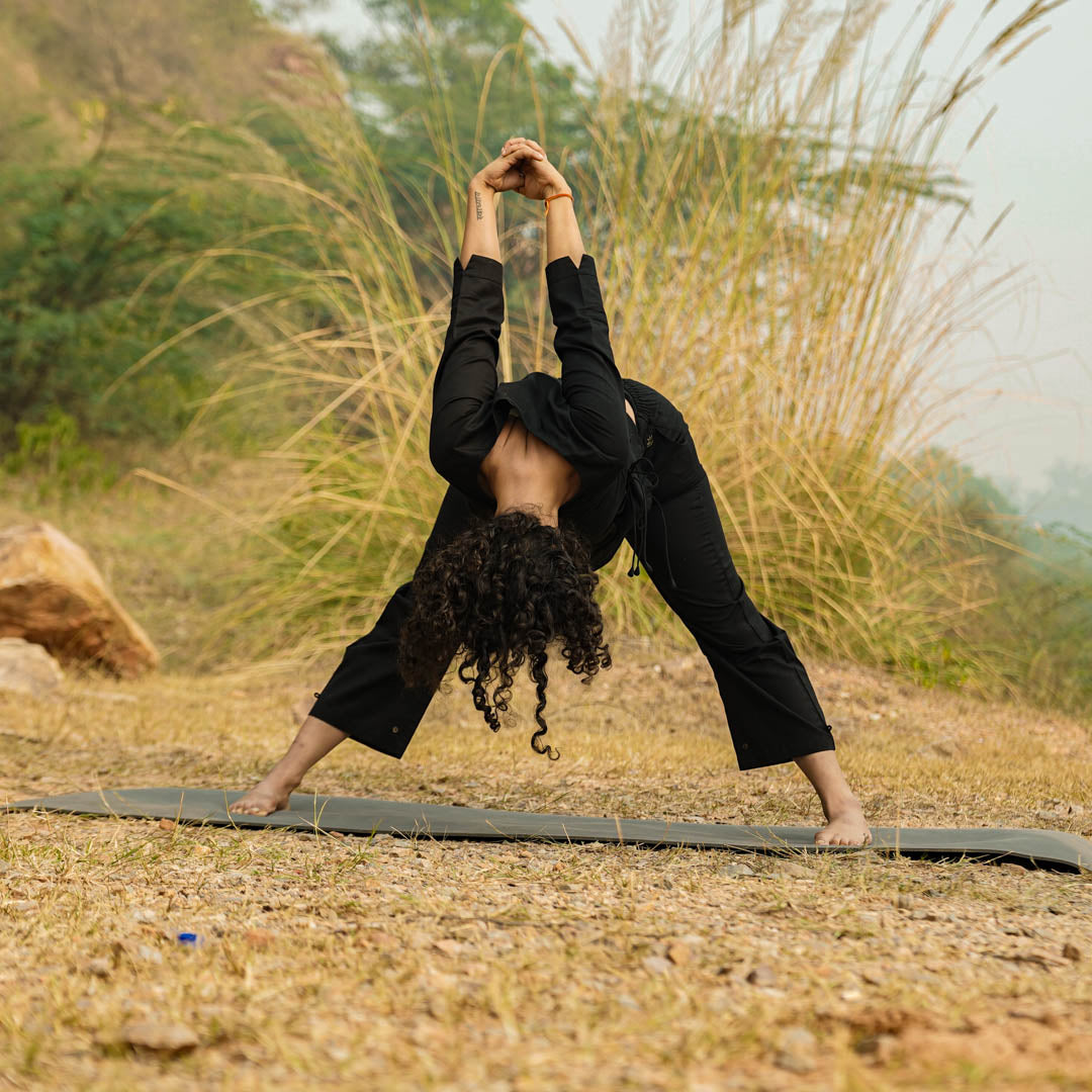 Chandra Matching Set - Women's Yoga Matching Set - Black