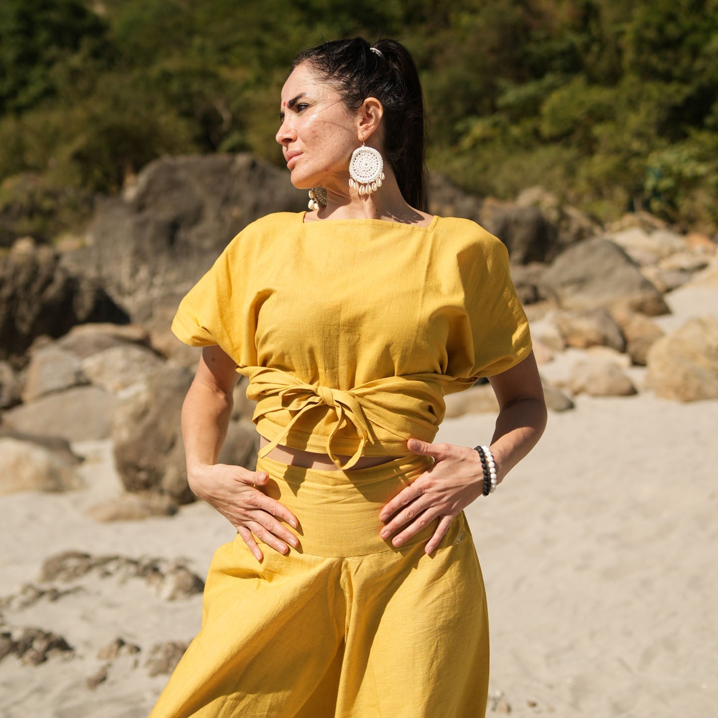 Shwet Top - Women's Cotton Yoga Top - Yellow
