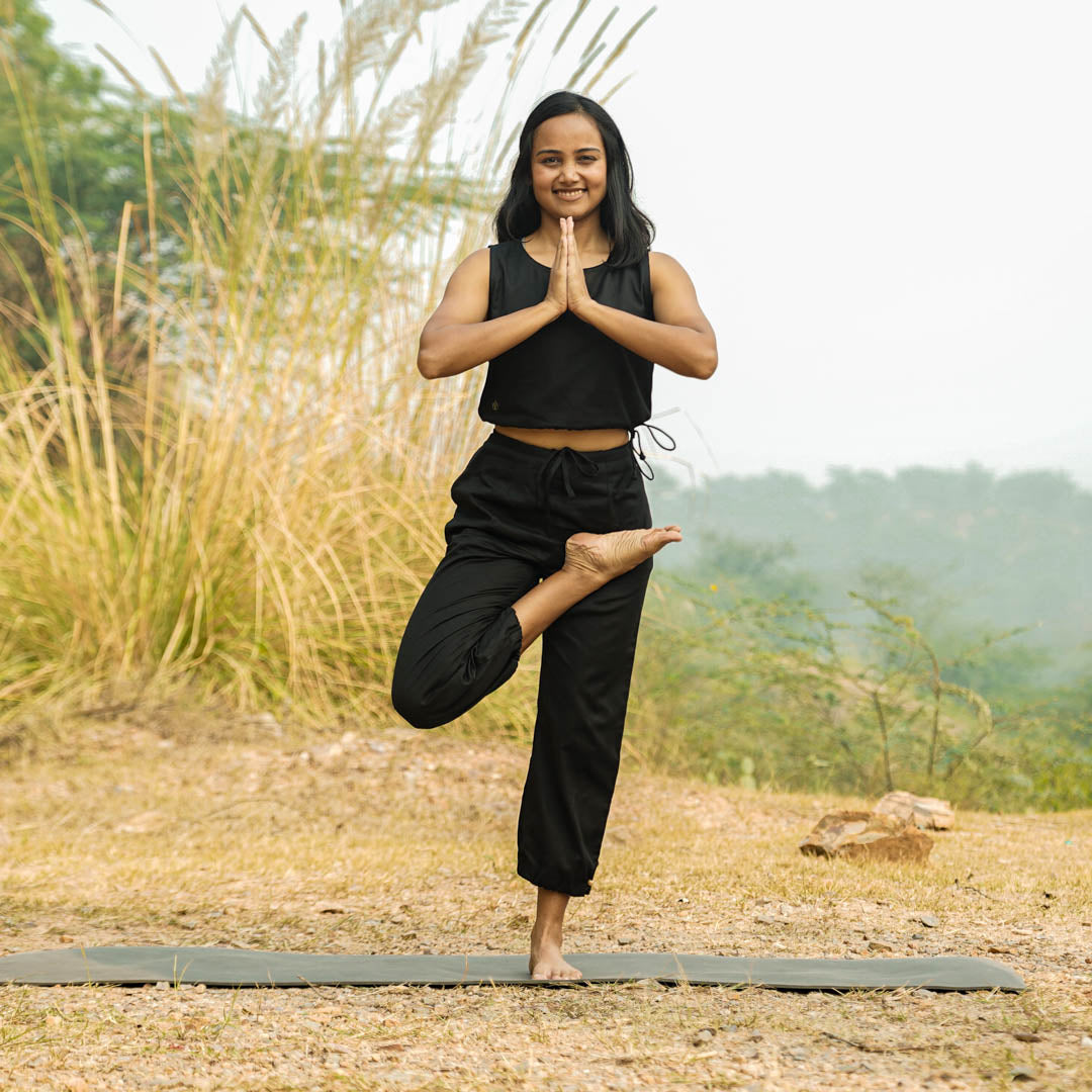 Ananda Matching Set - Women's Yoga Matching Set - Black