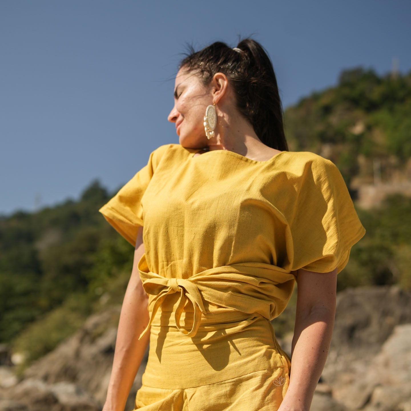 Shwet Top - Women's Cotton Yoga Top - Yellow
