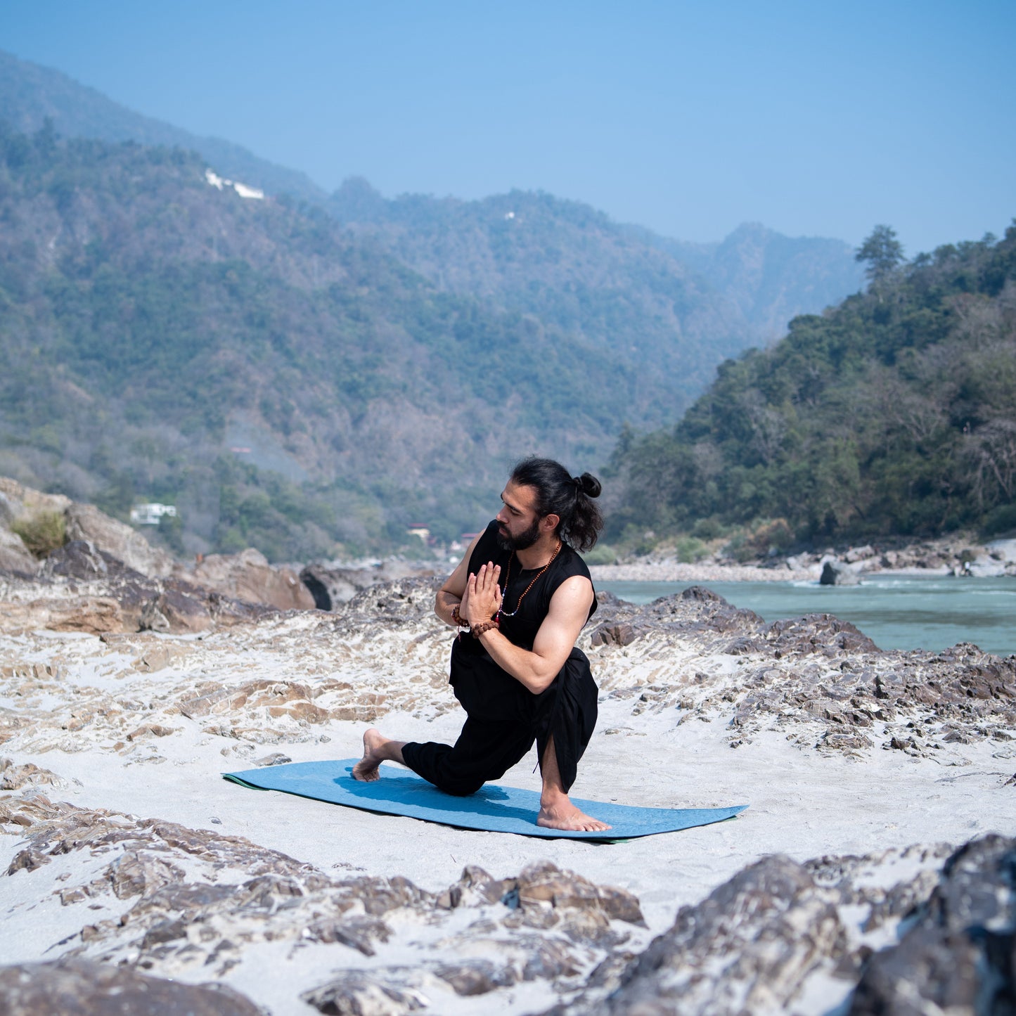 Rajas Top - Men's Cotton Yoga Top - Black