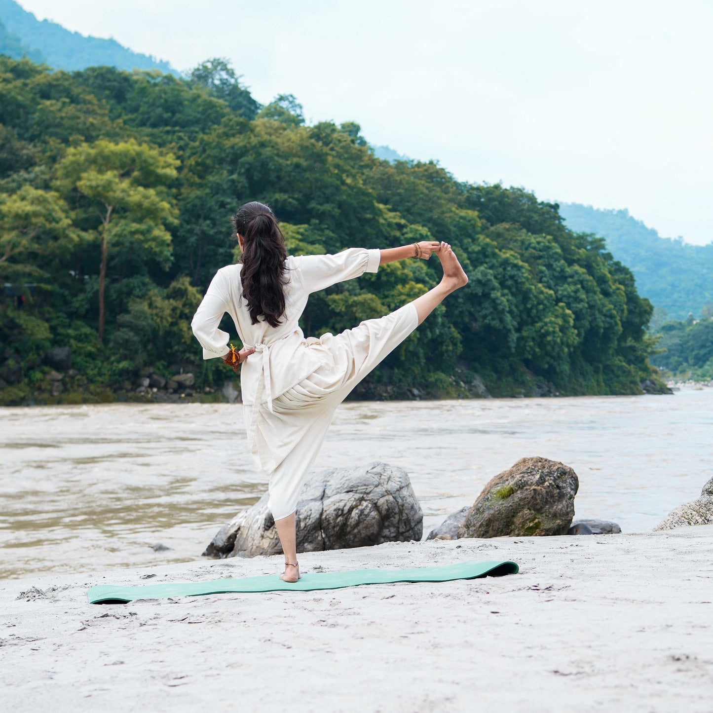 Buddhi Matching Set - Women's Yoga Matching Set - Unbleached