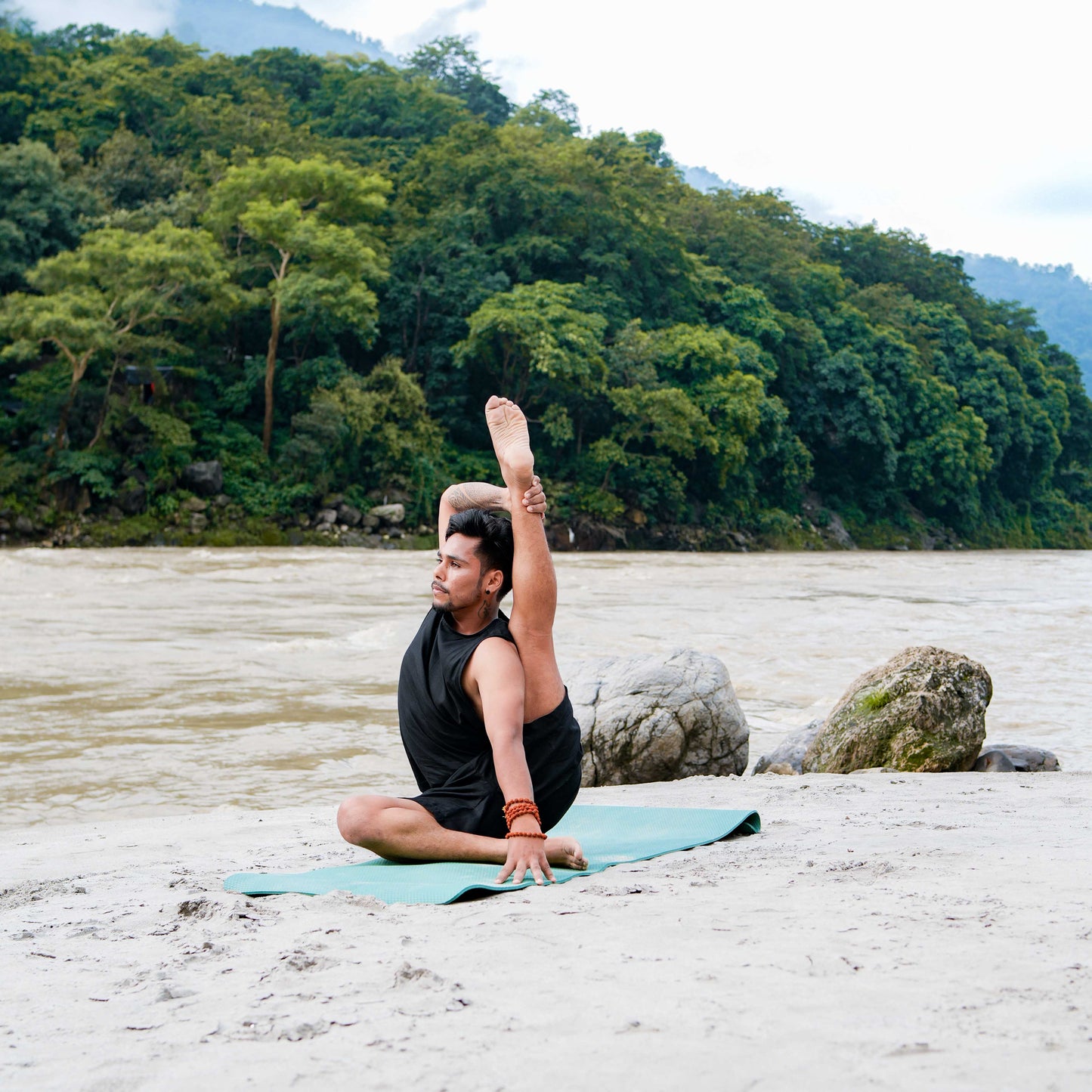 Vayu Matching Set - Men's Yoga Matching Set - Black