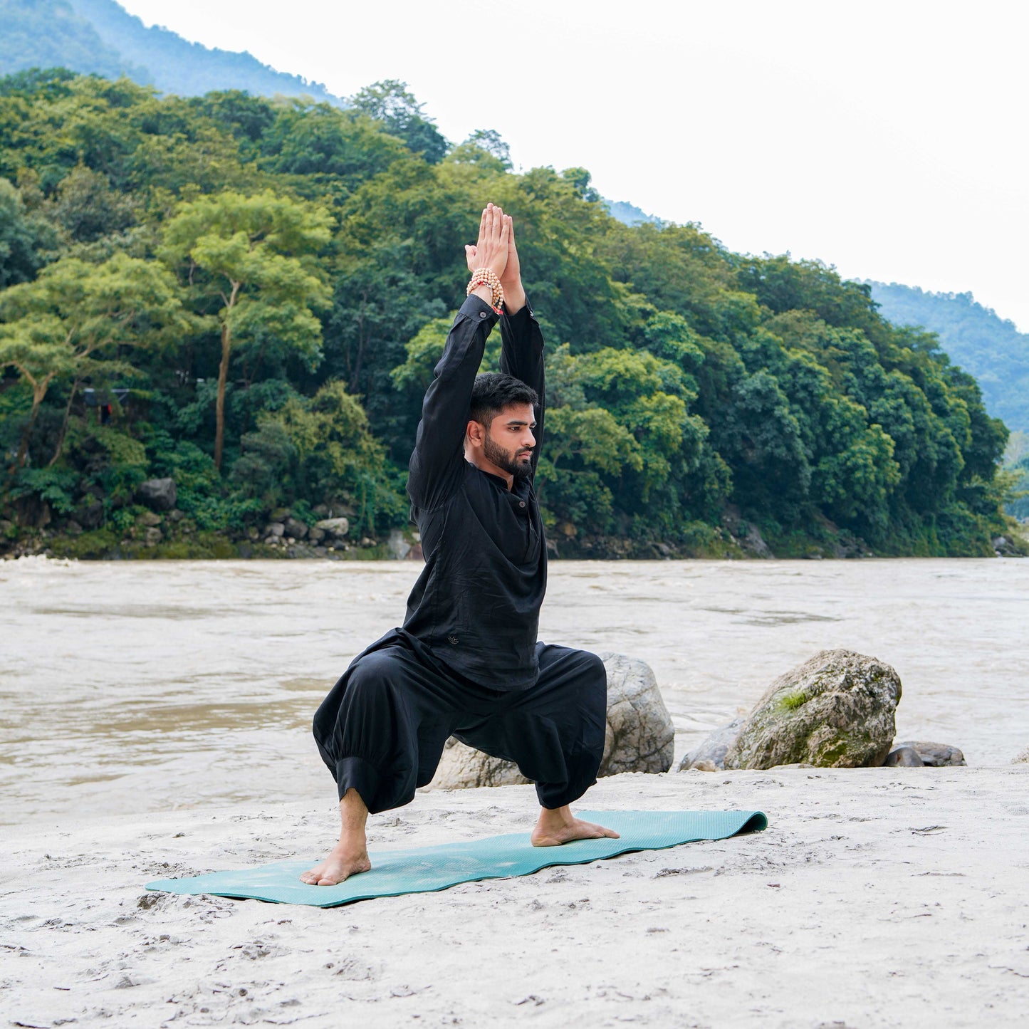 Men Cotton Yoga Top Black -Prithvi |AKISO