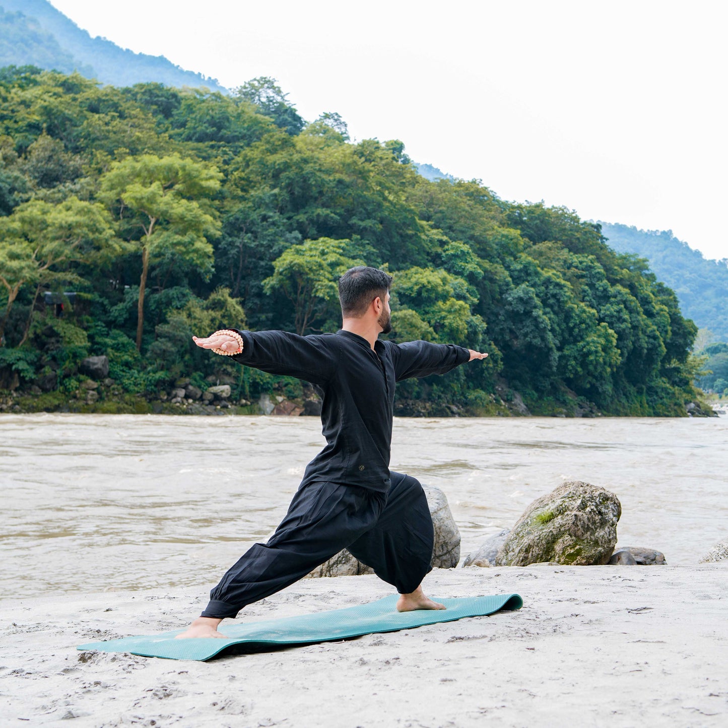 Prithvi Top - Men's Cotton Yoga Top - Black