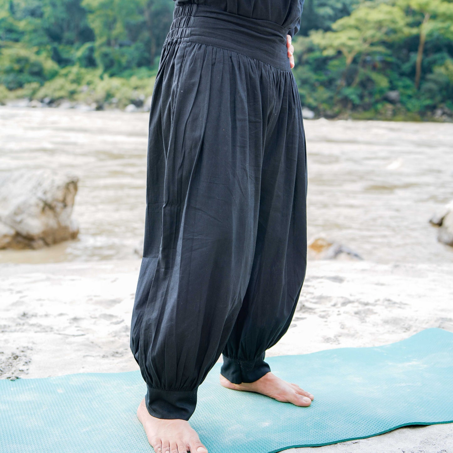 Prithvi Matching Set - Men's Yoga Matching Set - Black