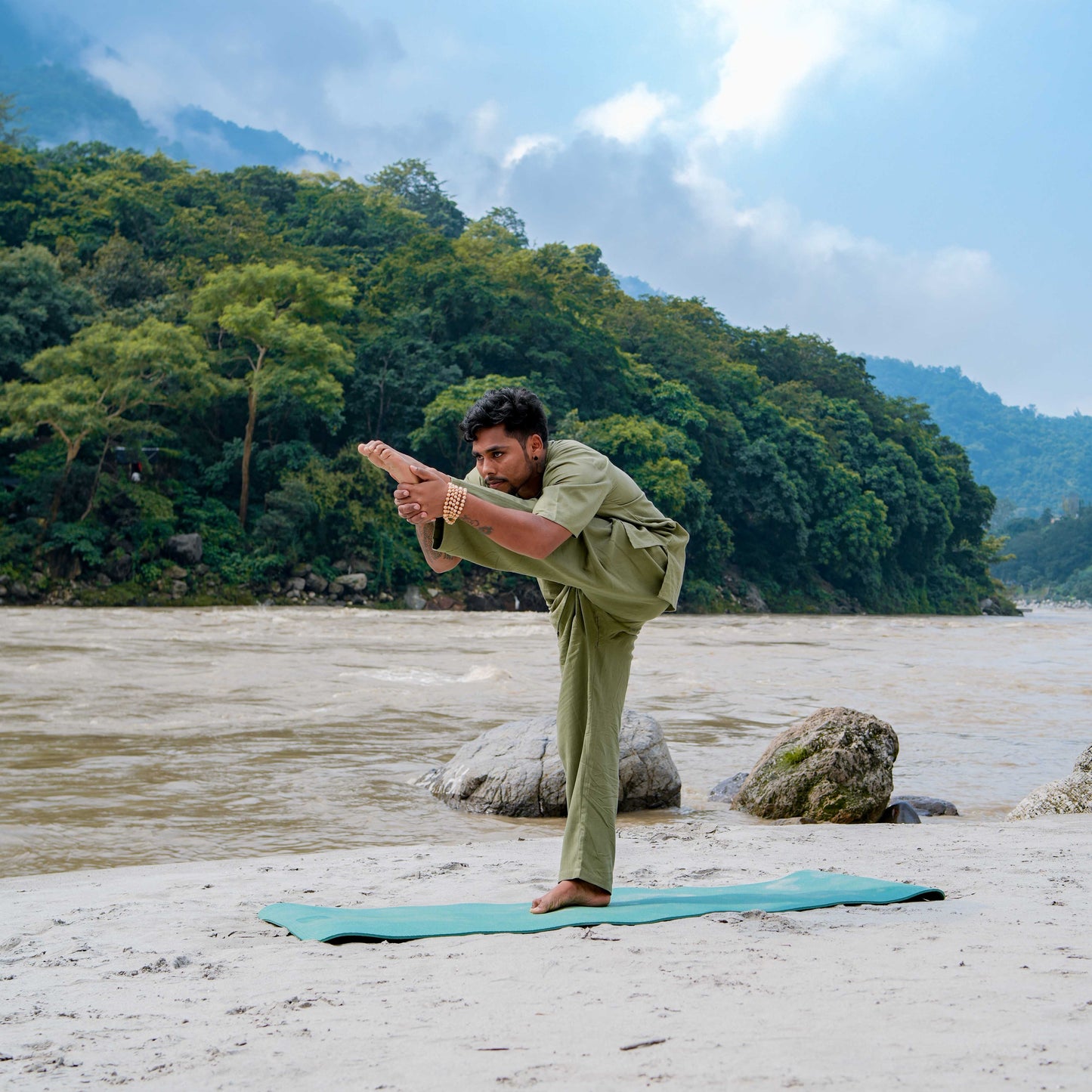 Sattva Top - Men's Cotton Yoga Top - Green