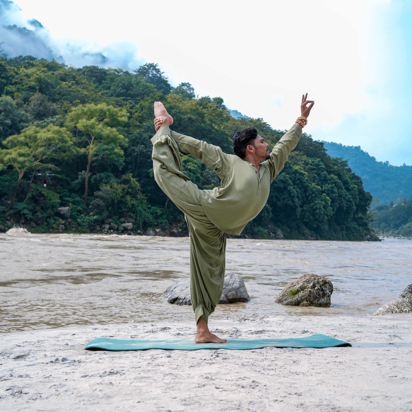 Prithvi Matching Set - Men's Yoga Matching Set - Green