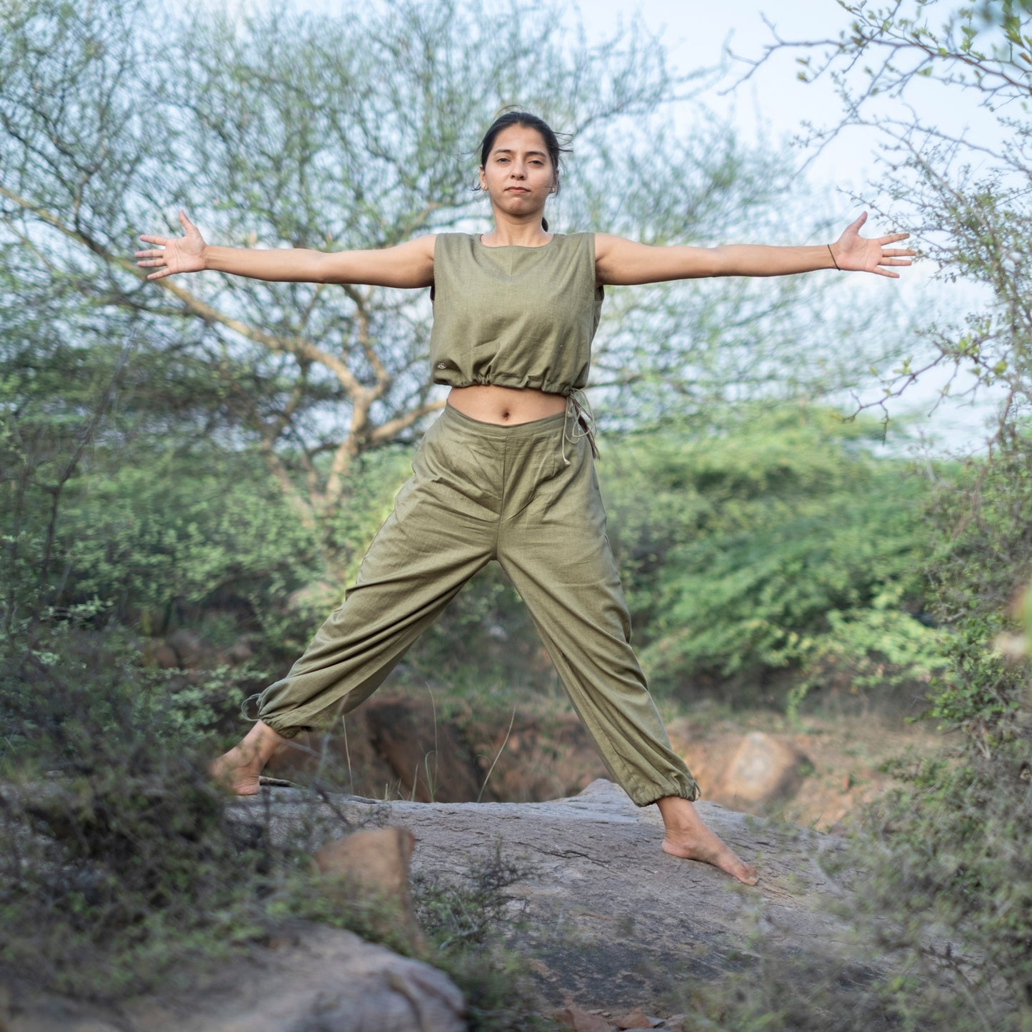 Women's Yoga Sring Pull Pants in Green |AKISO |ANANDA