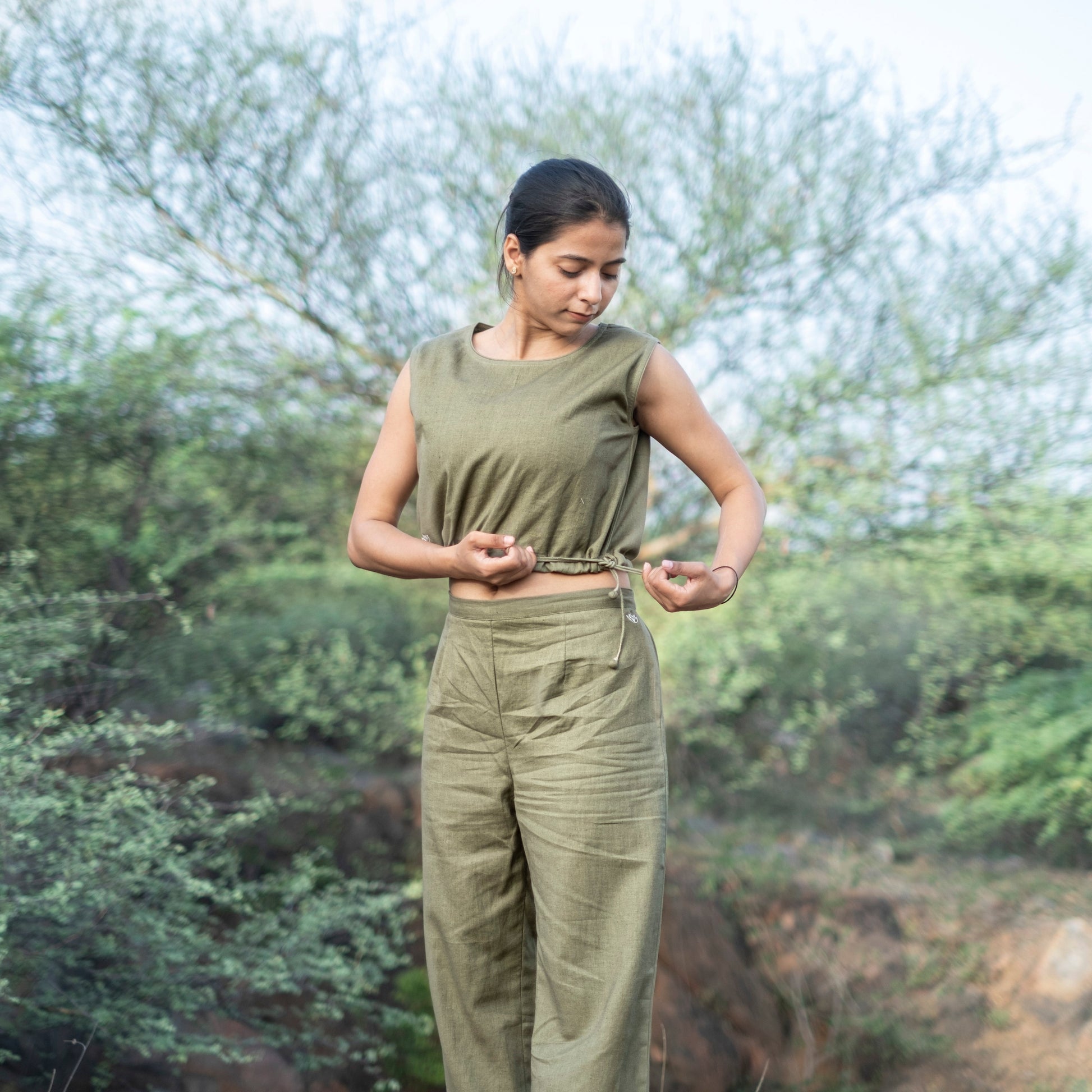 Women Cotton Yoga Pants and Yoga Top Set Green -Ananda |AKISO
