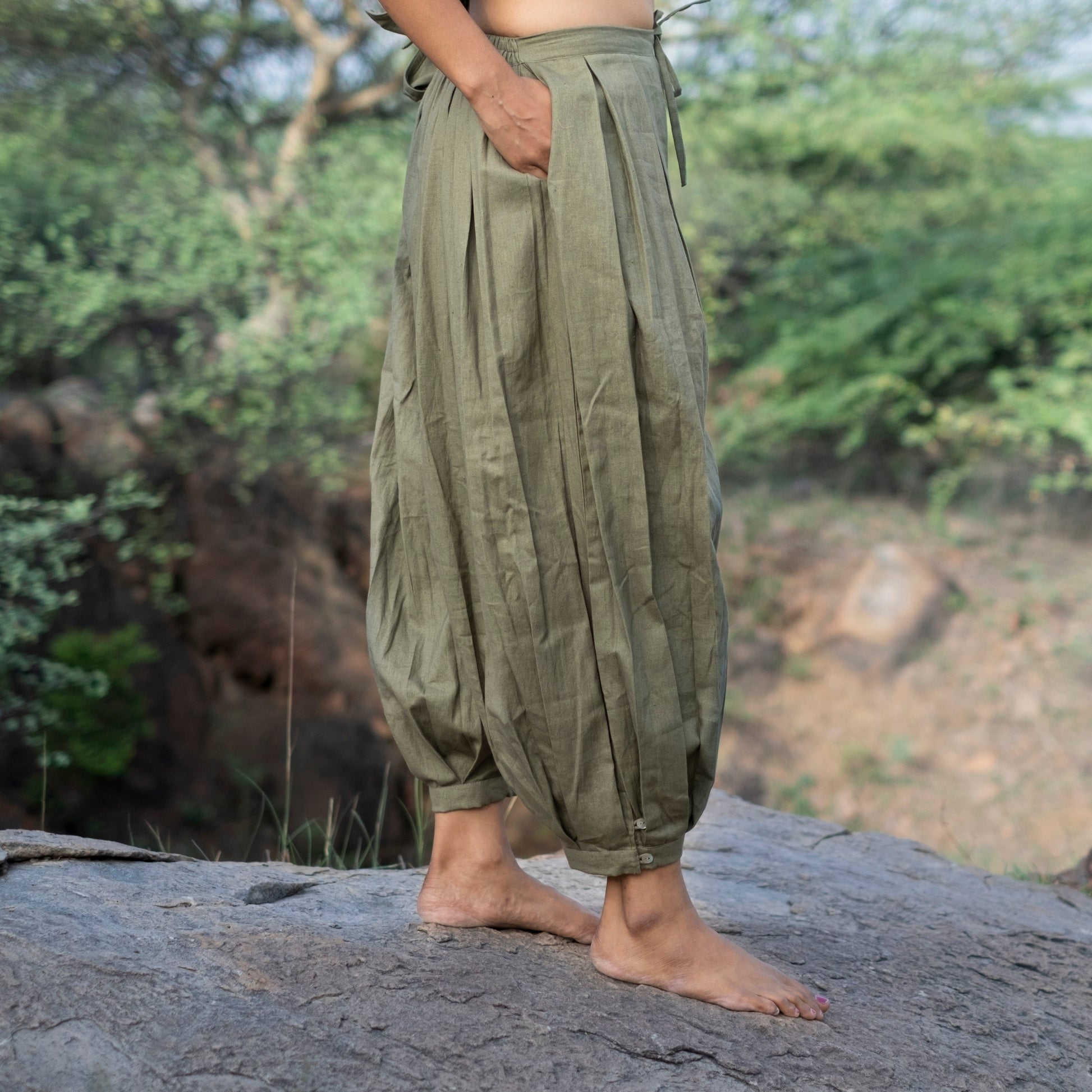 Akiso Chakra series yoga outfit – sage green cotton pants and top