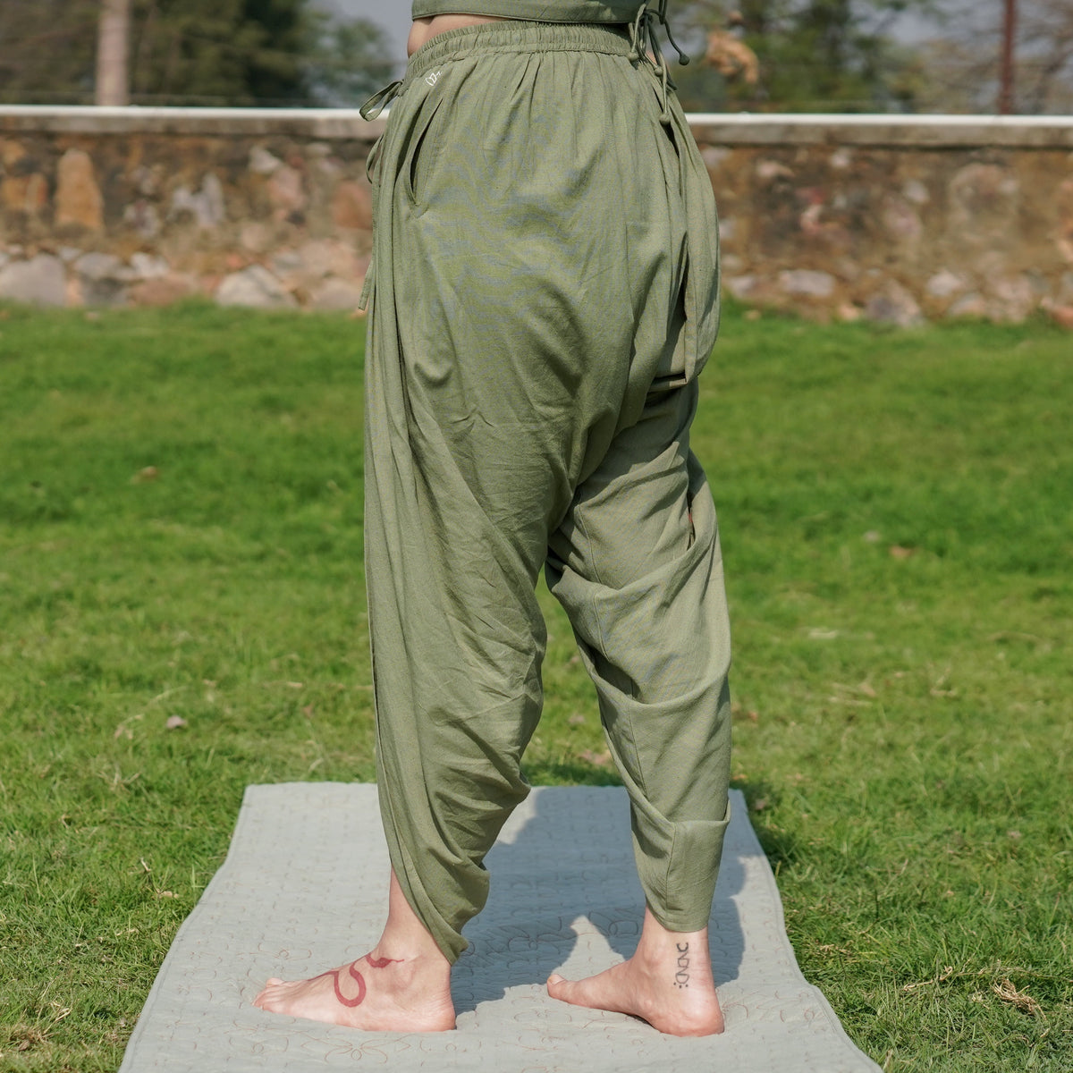 Akasha Pant - Women's Cotton Yoga Pants - Green — view 2